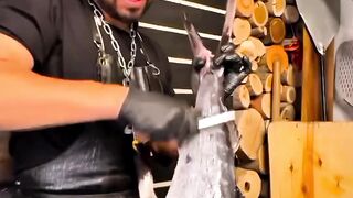 Have you ever seen barbecue fish like this?! ???????????????? Common carp with dried lime flavor and rice recipe