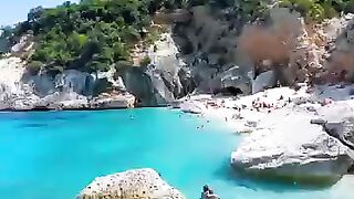 Maldives of Italy！Soft pebbles, clear seas, and secret coves！
