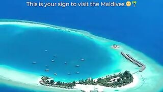 This is your sign to visit the Maldives????????