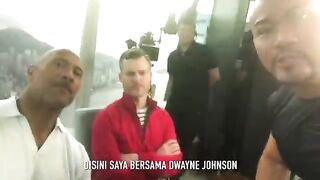 Dwayne THE ROCK Johnson (I SWEAR THIS MAN IS BIG!!) Interview Hongkong Skyscraper