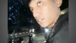 sakral bgt kertas itu ????  #Memelucu