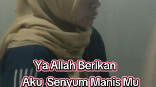 YA ALLAH BERIKAN AKU SENYUM MANIS MU