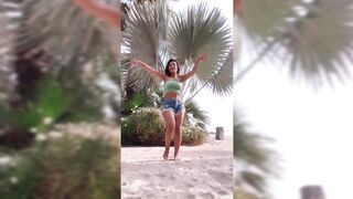 Indian Girl Umang Dosanjh Dance