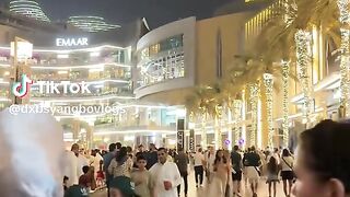 Dubai lovers