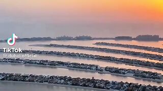 Dubai lovers