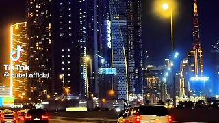 Dubai lovers