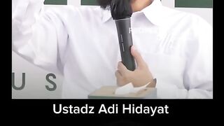 Ustadz Adi Hidayat