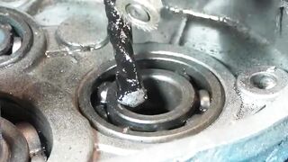 Stuck Bearings That Are Hard to Remove? A Quick Trick Using Simple Tools