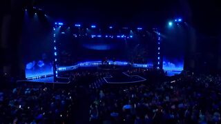 Billie Eilish - WILDFLOWER (Live From The iHeartRadio Music Awards_ 2025)(720P_HD).mp4