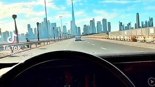 Dubai lovers