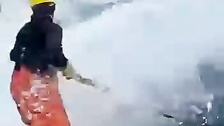 ???????????? Giant Wave Dumps HUNDREDS of Fish onto the Trawler Deck (Handheld)