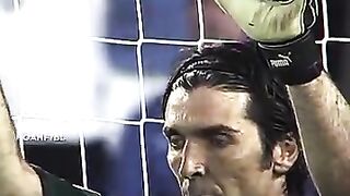 Casillas VS Legendary Buffon ????