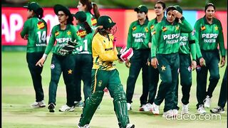 South Africa Women's Team Defeats Pakistan in First T20.