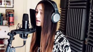 JASMINE THOMPSON - Chandelier