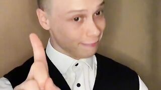 Юморист