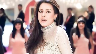 Aksar Is Duniya Mein