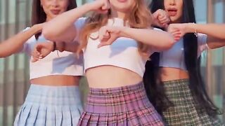 Girls dance | Song: Poli- Luna