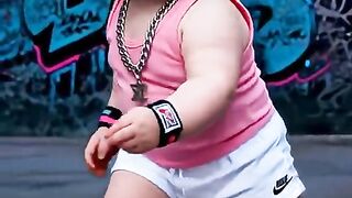 Bébé_mignon_danse_drôle_#bébé