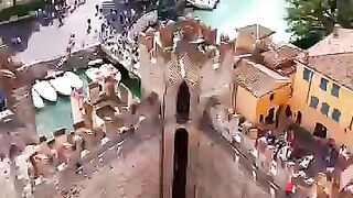 Sirmione – Italien | Mittelalterliche Burg im Gardasee