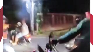 Ojol Bali Ditabrak Turis Asing, Sudah Minggir Malah Dimarahin! ????????