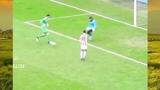 Ini bukan gol… ini karya seni ????⚽️