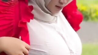 bu guru salsa emng best banget