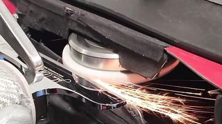 The art of sharpening skates