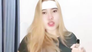 lagi sakit boleh ga aku di sayanag sama kamu