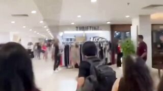 Cekcok soal ajakan makan di Lucky Plaza, Singapura berujung dugaan kekerasan ????