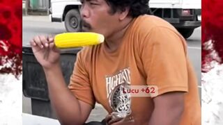 entah siapa yg benar