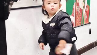 BABY QUEEN 3 | Music Music #kids #funny #dance