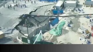 Ngeri! Jalan raya di Shanghai tiba-tiba amblas????