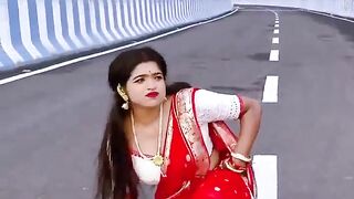 Funny Hindi Song Dance