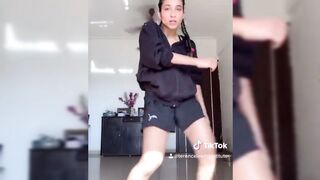 Indian Girl Romsha Singh Dance