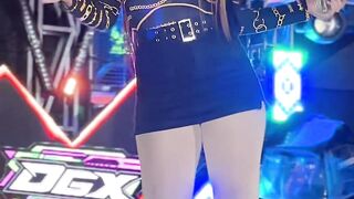 Unstoppable Vibes: Amazing Stage Dance Performance