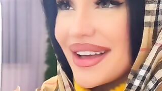Oo Badshah Kaun Hai Allah Hu Allah