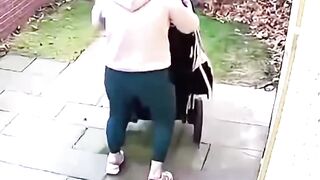 Best Loyal Guard Stops Kidnapper In Shocking CCTV Footage