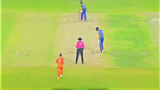 Sky out big wicket for Netherlands
