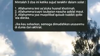 Mintalah 3 Doa ini di Sujud Terakhir Sholat | story islam tiktok hijrah #shorts #menjadibaik #islam