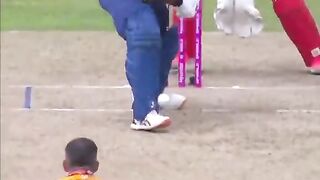 Kamindu mendis out soft dismissal