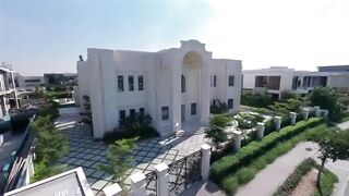 Living the Dream: Inside the World’s Most Beautiful Homes