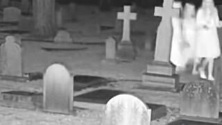 What was seen in the cemetery at 3 am