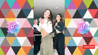 Girls Pretty Walk Tik Tok