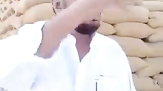 Why Pakistan default