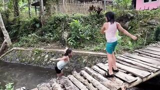 THE BEAUTIFUL VIEWS IN INDONESIA ARE VERY COOL