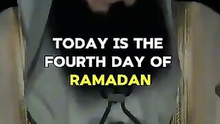 Today is the 4th day of Ramadan.#muftimenk #islam #ramadan #muslim #viral #shorts