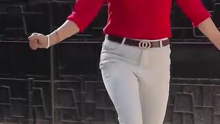 Dil Ko Dhadakna Tumme Sikhaya