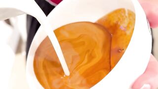 How to make tulip latte art? #coffee #coffeeart #espressoyourself #barista #espressolover