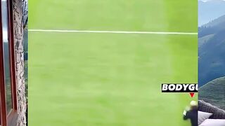 Pengawal Messi vs Fans + Bro ????⚽️