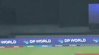 Hardik pandya out what a catch taken by Stubb's